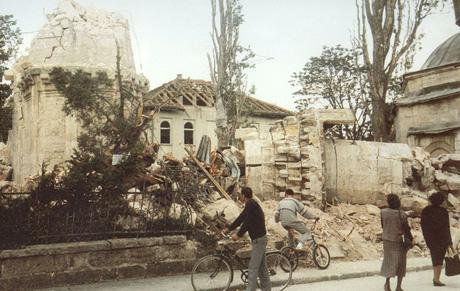 1. Banja Luka.Ferhadija Mosque.destroyed.May 1993.jpg