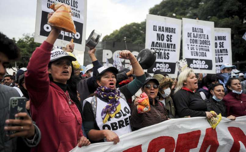 Argentina’s 8M feminist strike: Women are protesting cuts and hunger