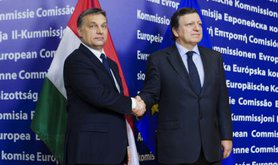  José Manuel Barroso and Victor Orban.