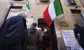 Primary elections of Italy's Center-Left parties in Italy. Demotix/Eidon. All rights reserved.