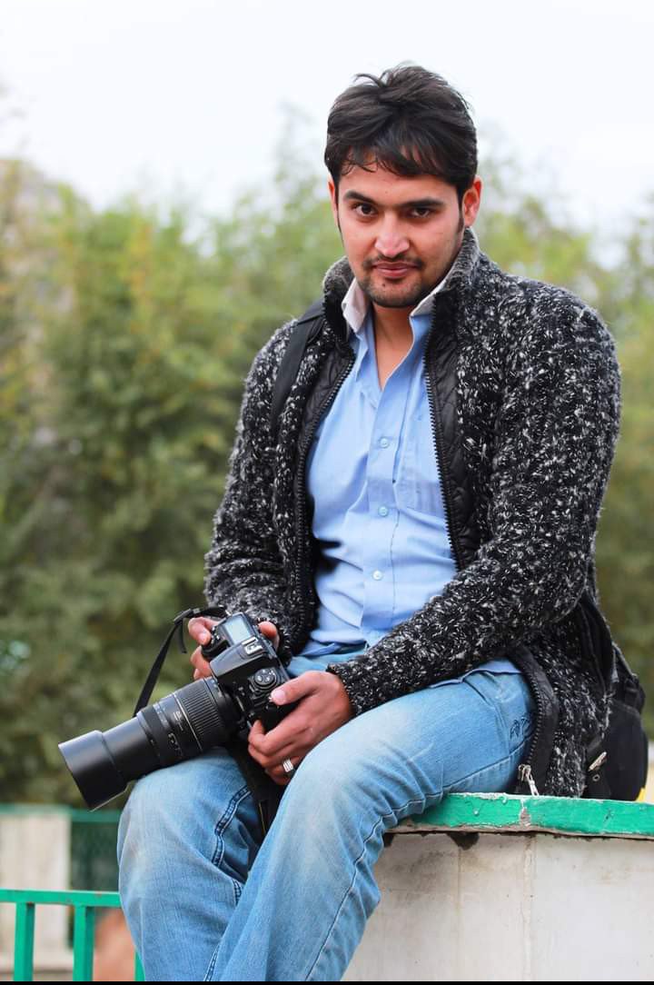 Elhan with his camera