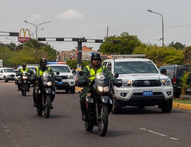 Enfrentamientos Entre Uniformados En Venezuela | OpenDemocracy