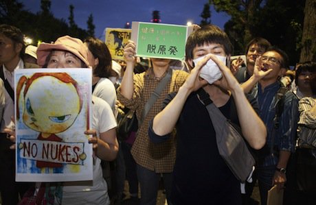 Anti-nuclear protesters in Tokyo. Demotix/Lucas Vallecillos. All rights reserved.