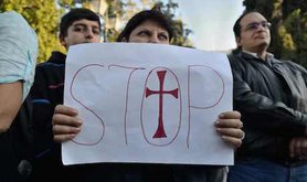 Coptic Christian immigrants from Egypt demonstrate in Athens. Giorgos Panagakis/Demotix. All rights reserved.