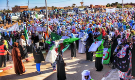 1 The female population of Ain Salah heading the protest on 24-2-2015 - Source- BBOY LEE Photos.png