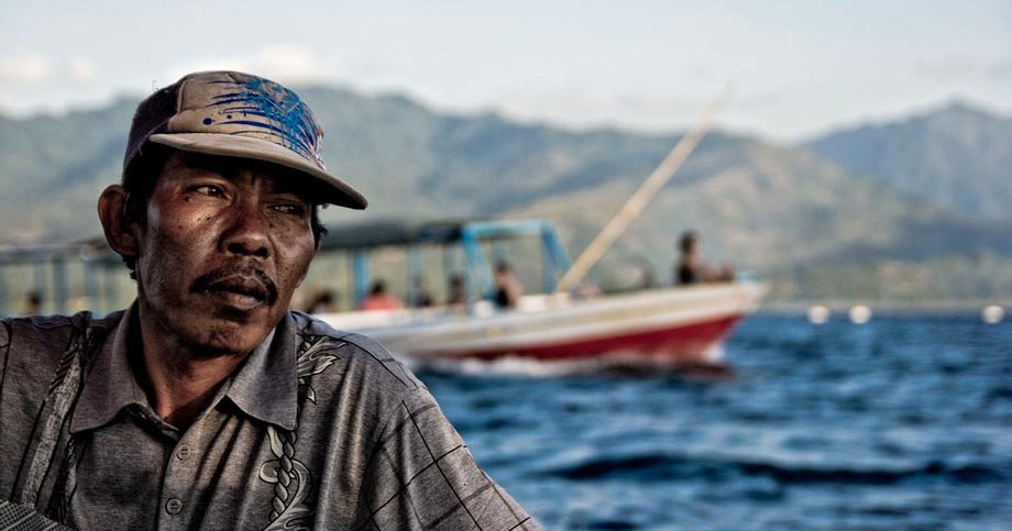 Precarious livelihoods in eastern Indonesia: of fishermen and people ...