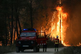 Wildfire heatwave POrtugal climate crisis