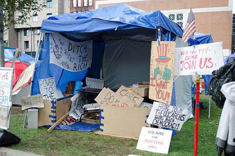 512px-Occupy_Boston_-_sign_tent.jpg