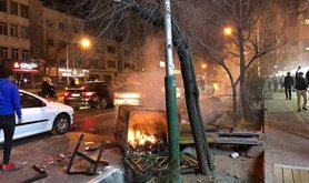 640px-Around_Ferdowsi_sq,_Tehran_-_30_December_2017.jpg