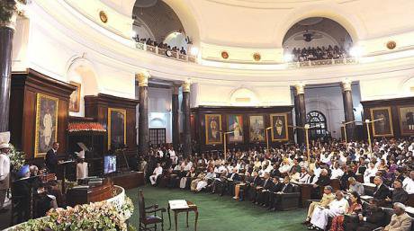 640px-Barack_Obama_addressing_Joint_session_of_both_houses_at_Parliament_of_India.jpg