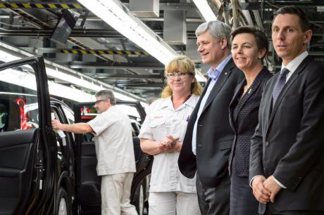 Canadian PM visits Ontario Honda plant in election year.
