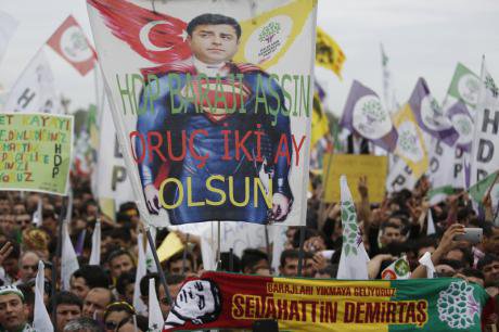 HDP&#39;s massive election rally in Istanbul, May 30, 2015. 