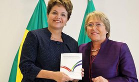 800px-Dilma_Bachelet_2011_0.jpg