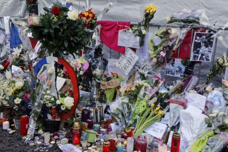 Tributes to the Bataclan victims.