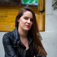Annie Burns-Pieper headshot.jpg