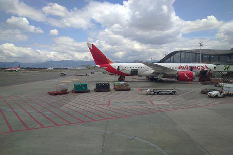 Avianca_at_El_Dorado_Airport,_Bogota_(25858797425).jpg