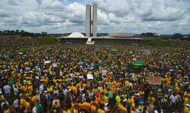 Brasília_protest_-_Brazil_15_March_2015_2.jpg