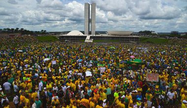 Brasília_protest_-_Brazil_15_March_2015_1.jpg