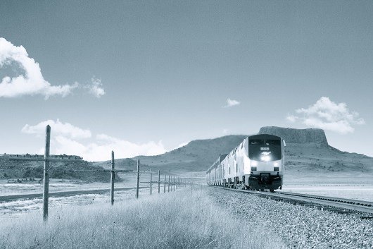 Amtrak (b/w) – americantrains