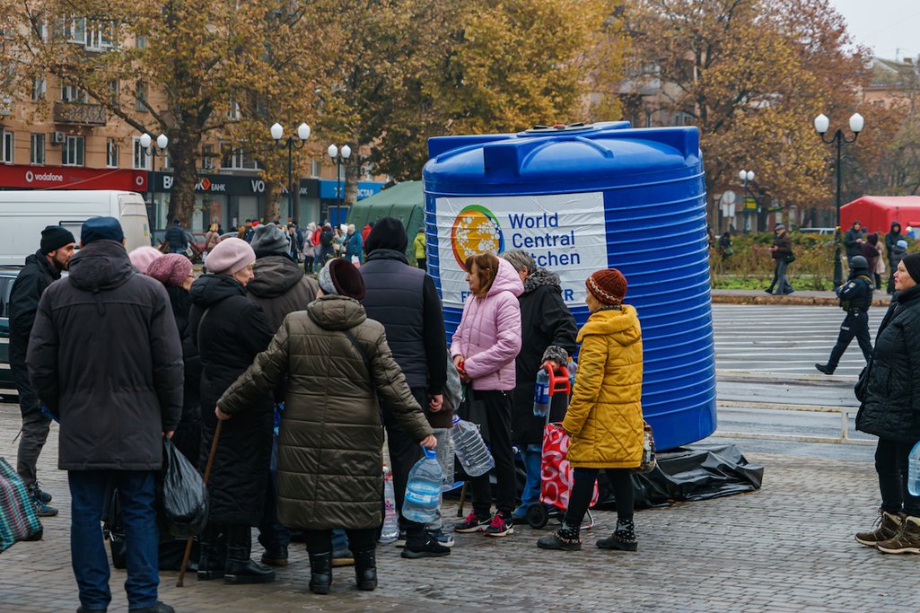 Many city residents depend on humanitarian aid, despite Kherson‘s previous position as a food trade hub