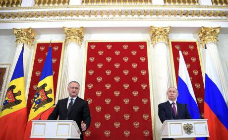 Dodon_Putin.jpg