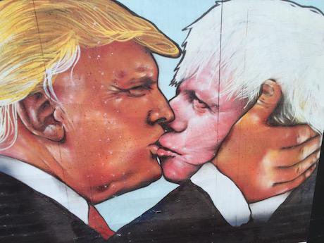 Donald_Trump_and_Boris_Johnson_Street_Art.jpg