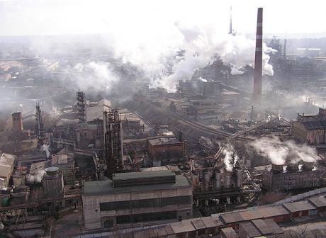 Smoke belching from metallurgical plant in the eastern city of Donetsk.