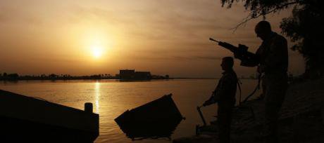 E-Shatt_Al_Arab_river.jpg