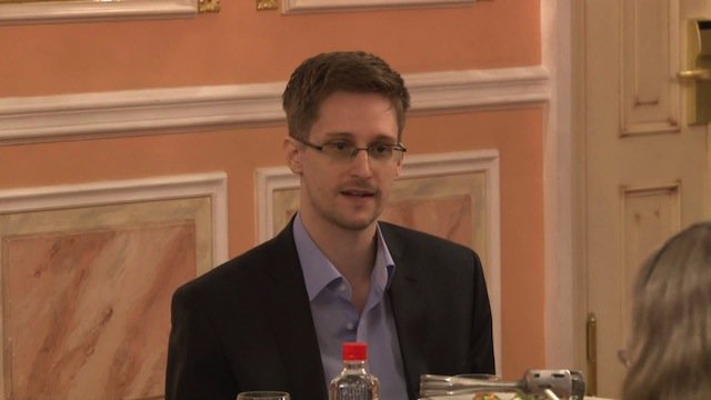 Edward_Snowden_2013-10-9_%281%29.jpg