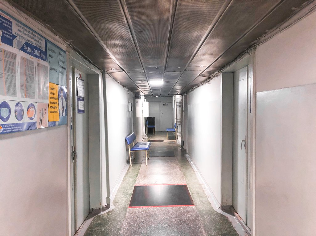 Empty hospital with Sinopharm vaccine.jpeg