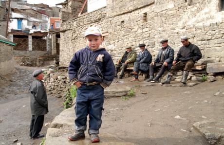 Fathers_Grandsons_Dagestan_0.jpg