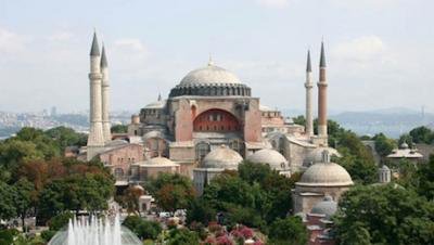 Hagia Sophia Museum official website.