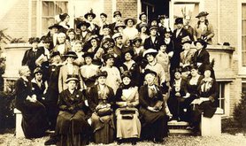 Large sepia group photo of women in 1915