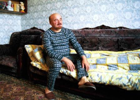 Lenin-pyjama-home.jpg