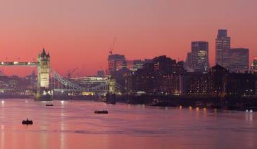 London_Thames_Sunset_panorama_-_Feb_2008_0.jpg
