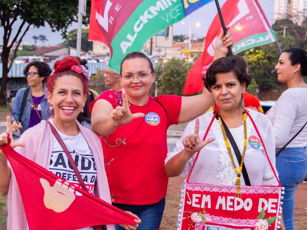 Lula supporters in Brazil 2022