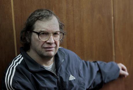 Sergei Mavrodi, founder of MMM in court in 2012 for failing to pay a 1000-rouble fine.