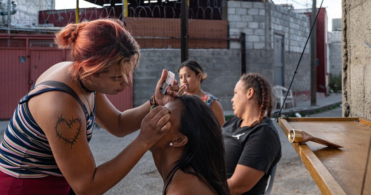 Como Vestir se Como uma Garota Transgênero: 13 Passos