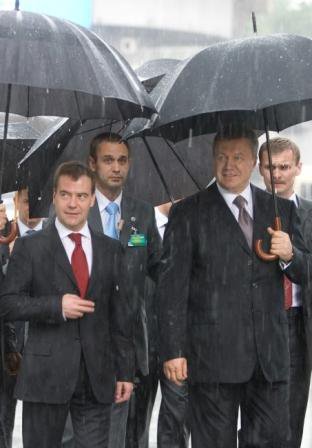 Medvedev, Yanukovich