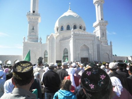 Mosque_faithful.jpg