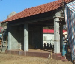 A new Hind Kovil being built in the north of Sri Lanka, countering claims that all non-Buddhist relgious buildings had been destroyed.
