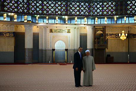 President Obama visits the National Mosque of Malaysia in 2014. U.S. Department of State/Flickr. Some Rights Reserved.