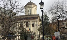 Orthodox church in Bucharest.jpg