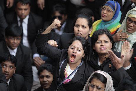 Lawyers and supporters of the opposition Bangladesh Nationalist Party (BNP) shout slogans against the government in 2015. Credit