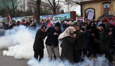 Teargas used against protesters outside Zaman newspaper headquarters, Istanbul, 2016. AP/Press Association. All rights reserved.