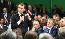 Macron and mayors