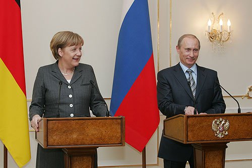 Putin Merkel .jpg