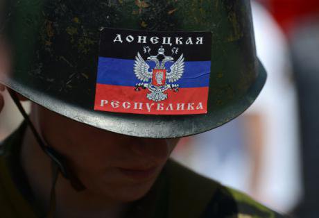 Protester in military uniform at a rally in Donetsk, May 2014