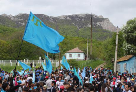 Crimean Tatars at Chatyr-Dag commemorate the 71st anniversary of the deportation, May 2015.
