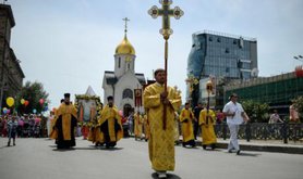 An Orthodox procession in the city of Novosibirsk